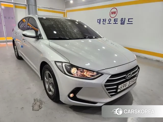Hyundai Avante AD id 3643793 из Кореи 18