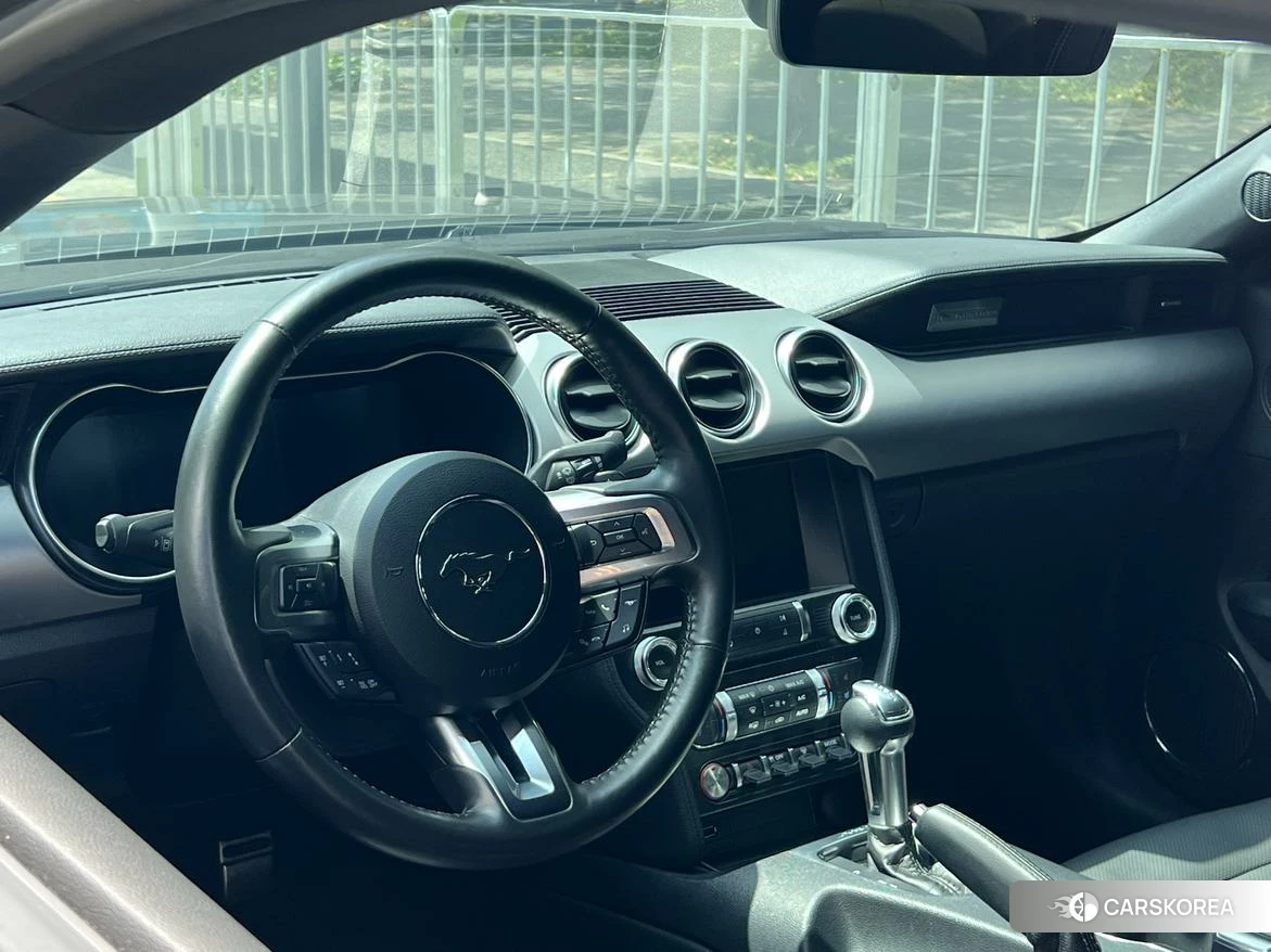 Ford Mustang id 4467794 из Китая 15