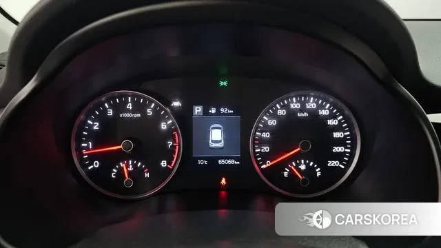 Kia Stonic id 3489624 из Кореи 18