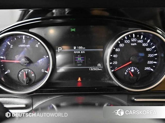 Kia Carnival 4th generation id 4580535 из Кореи 18