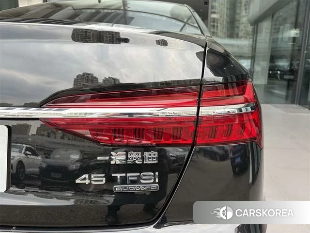 Audi A6L id 4333665 из Китая 13