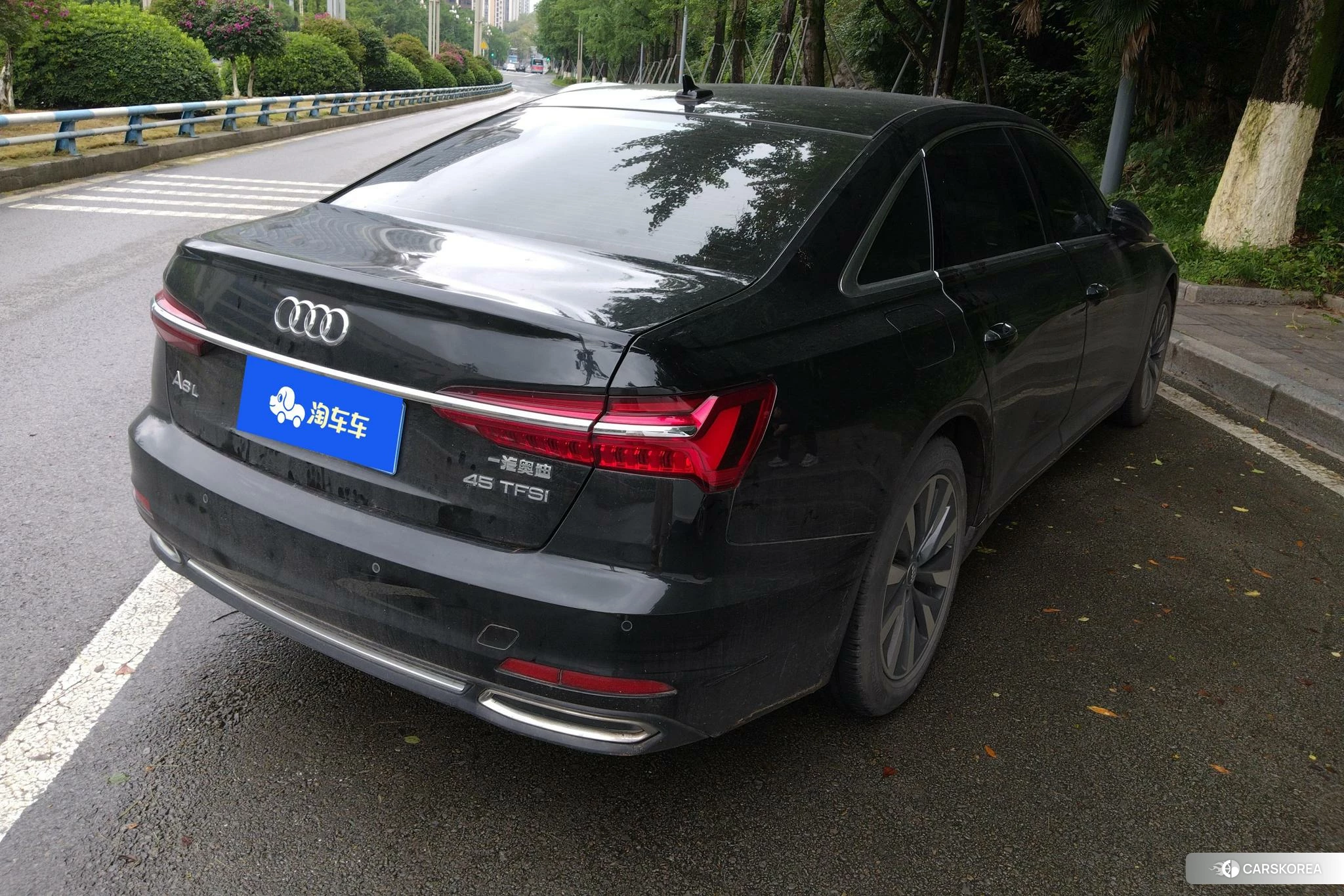 Audi A6L id 4492679 из Китая 15