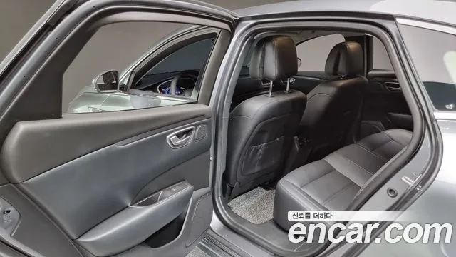 Renault Korea (Samsung) The New SM6 id 2699102 из Кореи 18