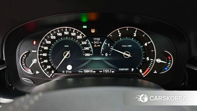 BMW 5 Series (G30) id 4477584 из Кореи 18