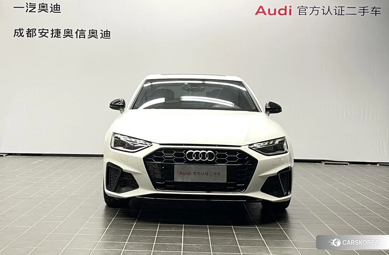 Audi A4L id 4440739 из Китая 18