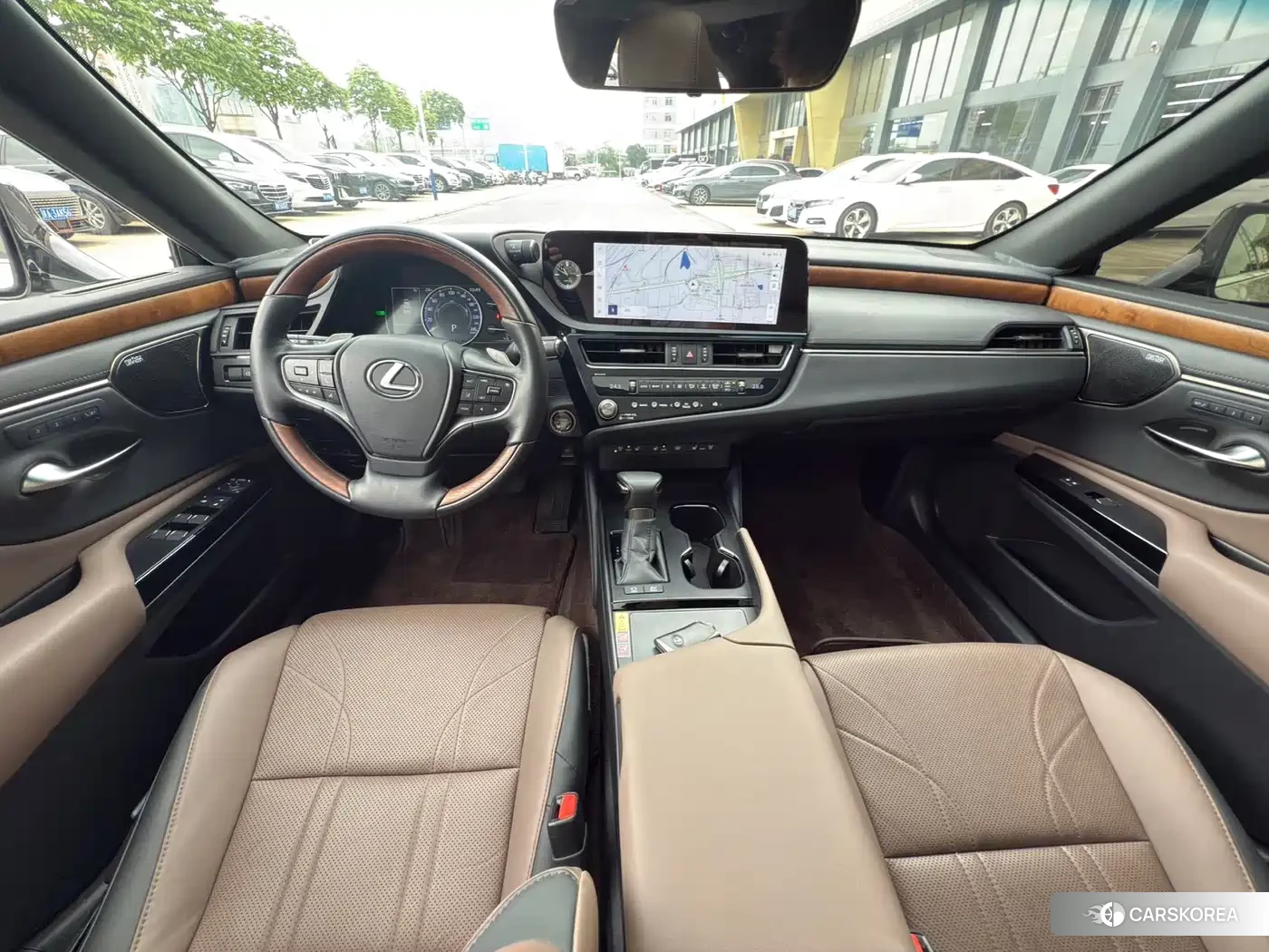 Lexus ES id 4570387 из Китая 8