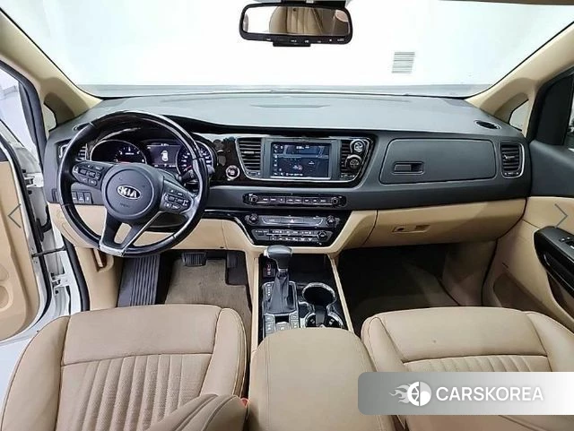 Kia The New Carnival id 4900481 из Кореи 18