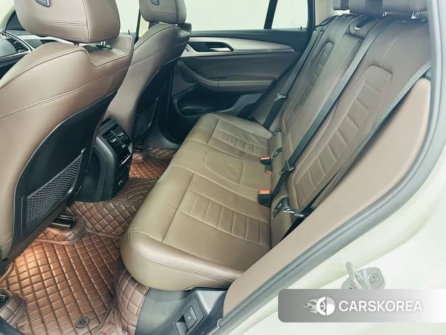 BMW X4 id 4257236 из Китая 17