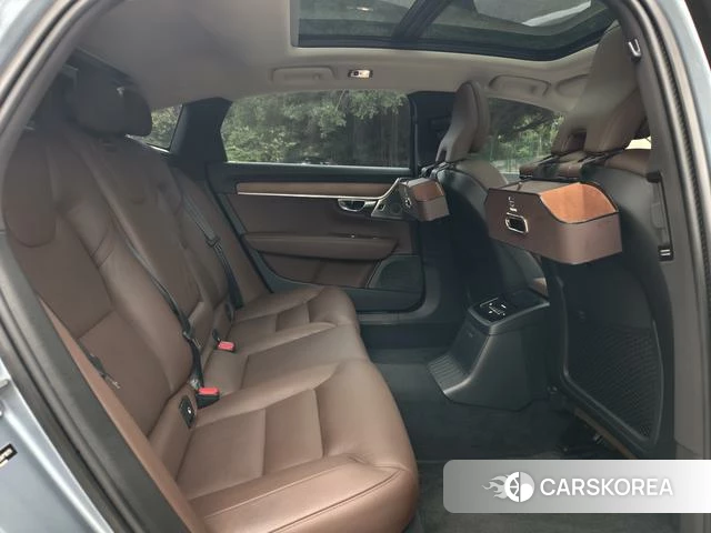 Volvo S90 PHEV id 4212918 из Китая 14
