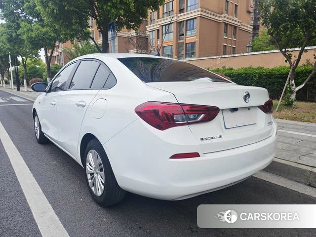 Buick Excelle id 4240914 из Китая 11