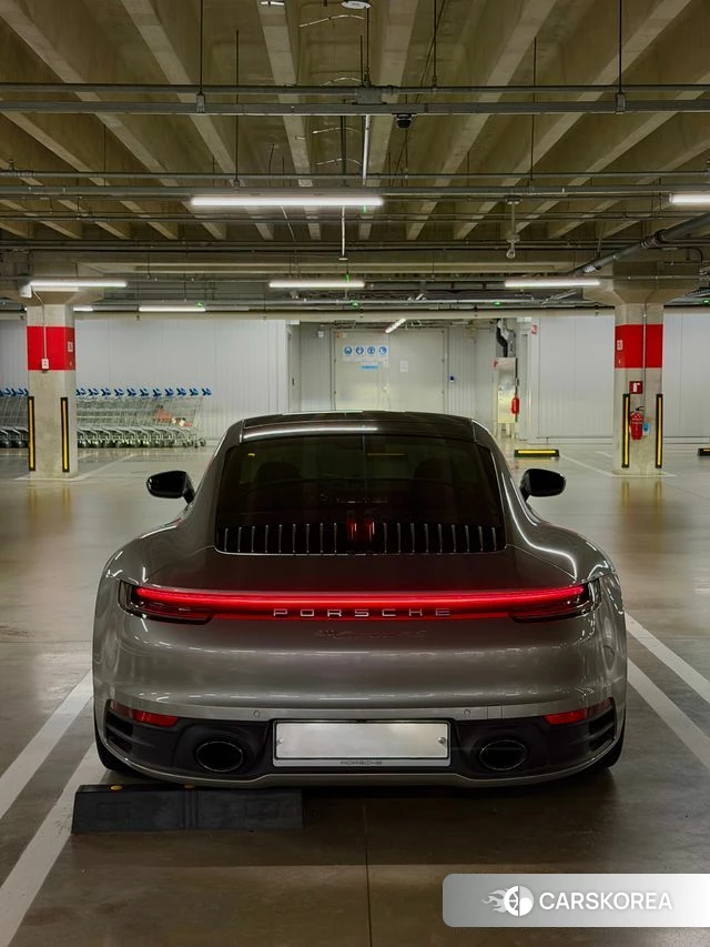 Porsche 911(992) id 4642409 из Кореи 18