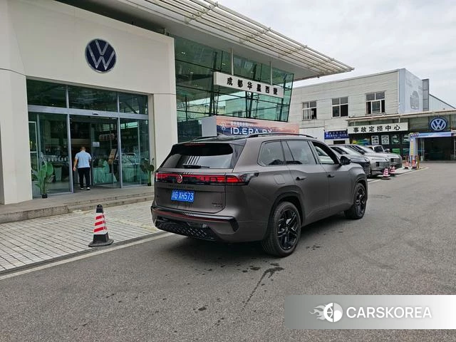 Volkswagen Tourang id 4393446 из Китая 19