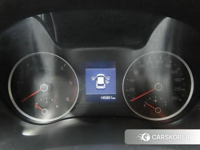 Kia Stonic id 4397741 из Кореи 18