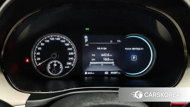 Genesis GV70 id 3833619 из Кореи 18