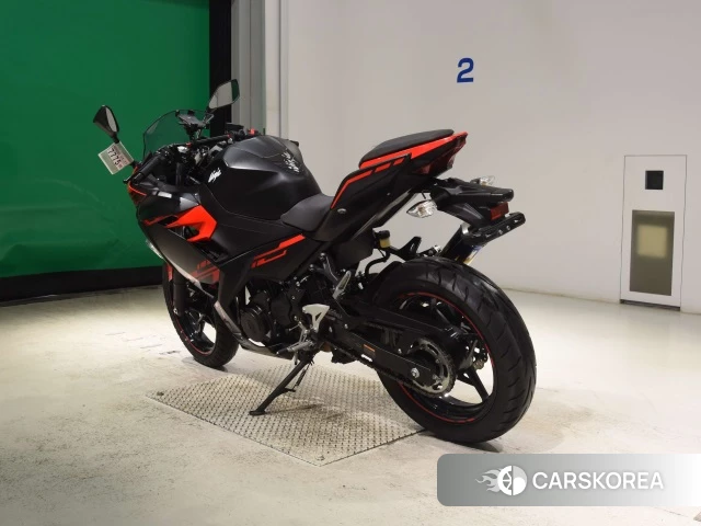 Kawasaki NINJA 250 id 4358588 из Японии 8