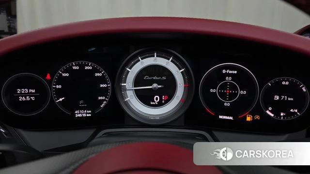 Porsche 911(992) id 4894632 из Кореи 32
