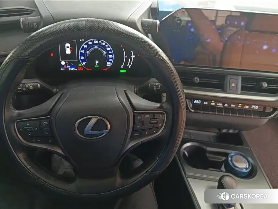Lexus UX id 4514235 из Китая 14