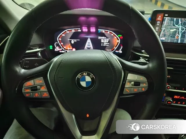 BMW 5 Series (G30) id 3752506 из Кореи 15