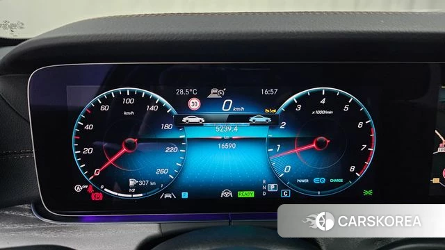 Mercedes-Benz E-Class W213 id 4533797 из Кореи 32