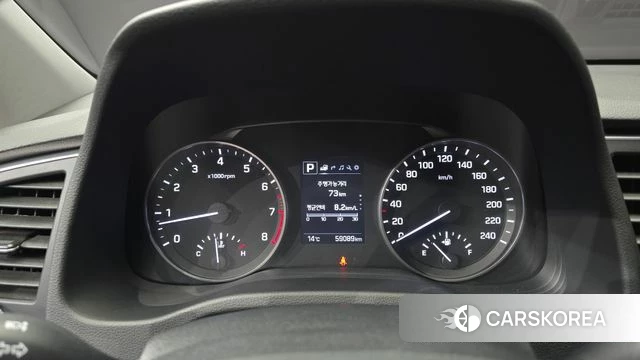 Hyundai Avante AD id 3845590 из Кореи 18