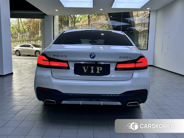 BMW 5 series PHEV id 4297257 из Китая 9