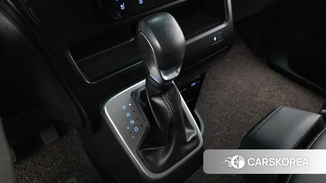 Hyundai Staria id 4768056 из Кореи 31