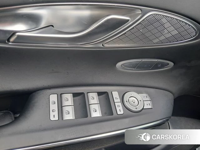 Genesis GV70 id 3827875 из Кореи 18