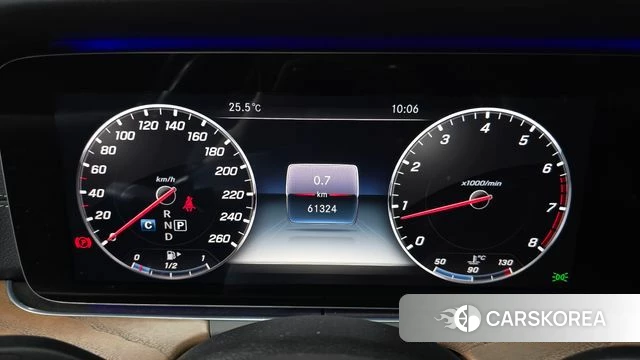 Mercedes-Benz E-Class W213 id 4615570 из Кореи 29