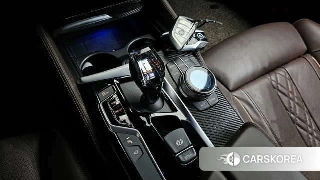 BMW 5 Series (G30) id 4923346 из Кореи 38