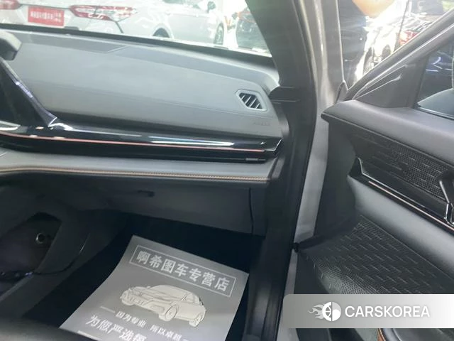 Chang'an UNI-V id 4374699 из Китая 46