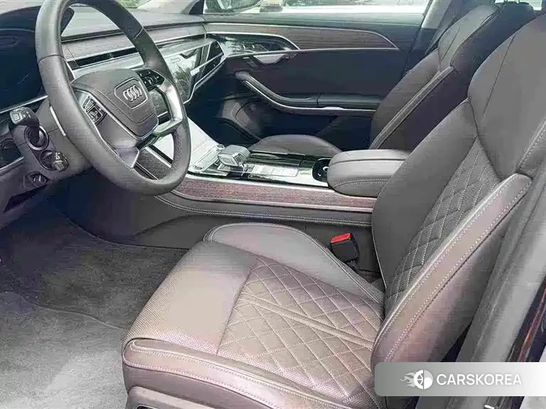 Audi A8 id 4546590 из Китая 13