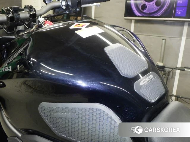 Проданный Honda CB650R id 4000028 из Японии, фото 22