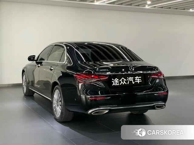 Mercedes-Benz E-class id 4368385 из Китая 19