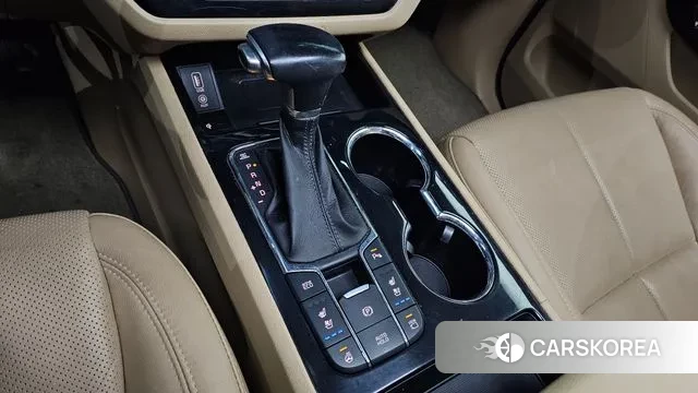 Kia The New Carnival id 3578820 из Кореи 18