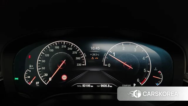 BMW 5 Series (G30) id 4943883 из Кореи 29