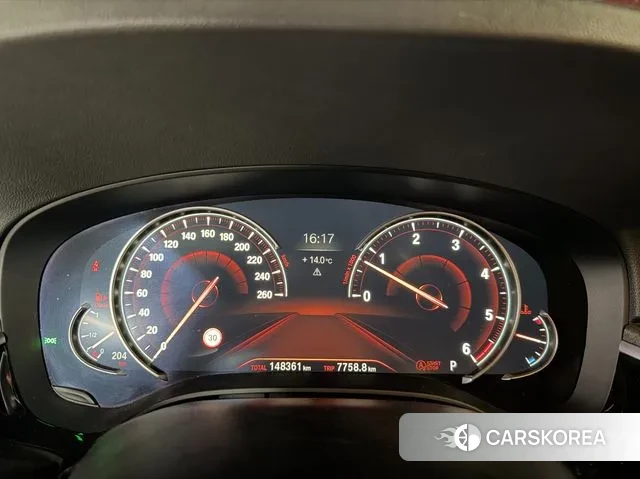 BMW 5 Series (G30) id 3718816 из Кореи 18