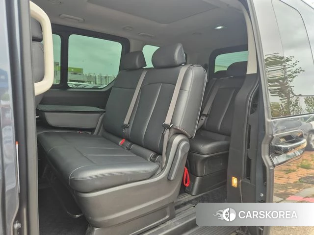 Hyundai Staria id 4375642 из Кореи 14