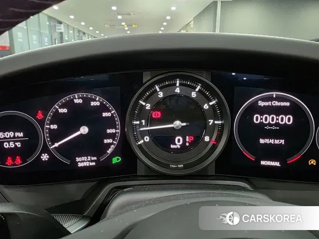 Porsche 911(992) id 3619788 из Кореи 17