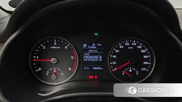 Kia Stonic id 4502605 из Кореи 18