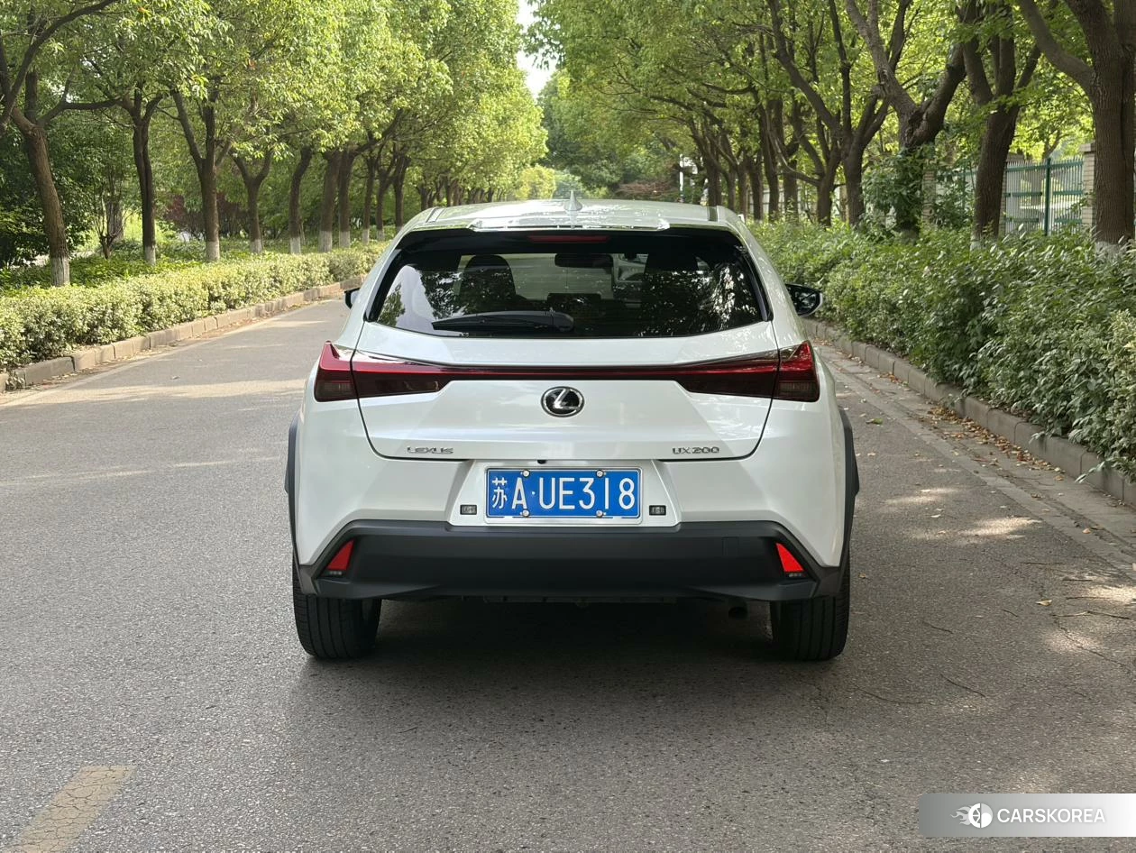 Lexus UX id 4440983 из Китая 9