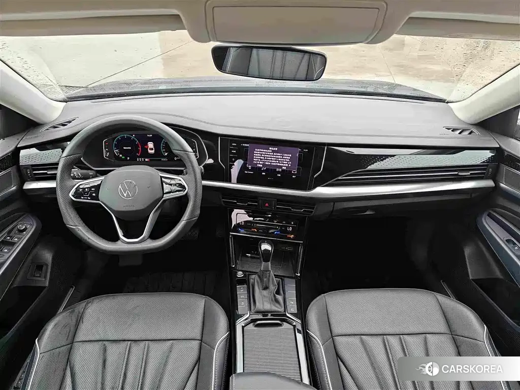 Volkswagen Passat id 4576678 из Китая 18