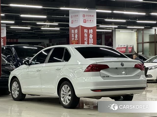 Volkswagen Bora id 4218220 из Китая 23