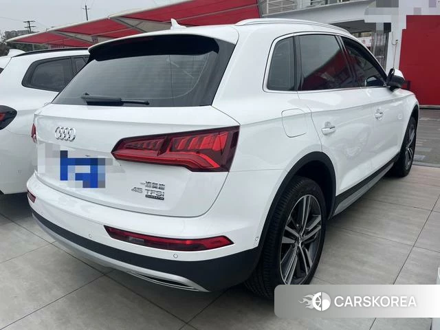 Audi Q5L id 4278464 из Китая 8