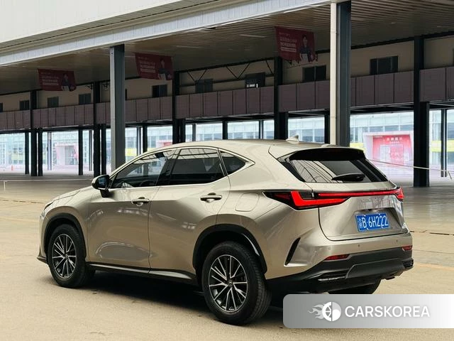 Lexus NX id 4274713 из Китая 15