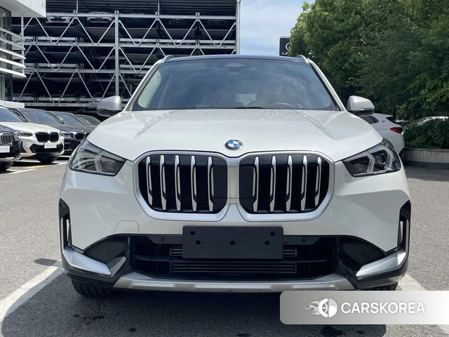 BMW X1 id 4365720 из Китая 12