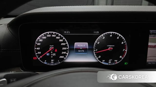 Mercedes-Benz E-Class W213 id 4020484 из Кореи 18