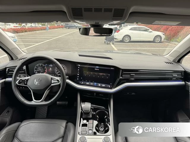 Volkswagen Touareg id 3908042 из Китая 12