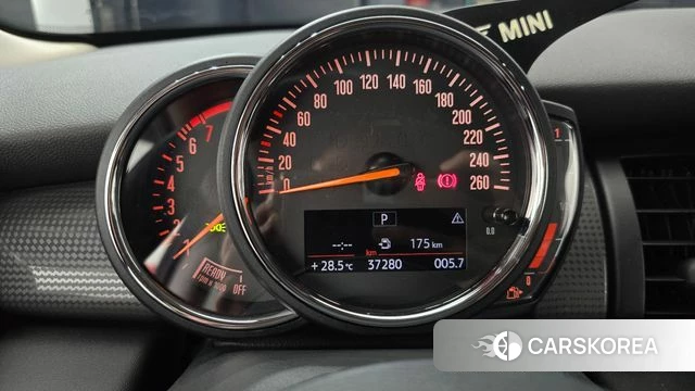 Mini Cooper id 4849120 из Кореи 29
