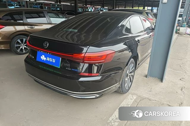 Volkswagen Passat PHEV id 4272271 из Китая 15