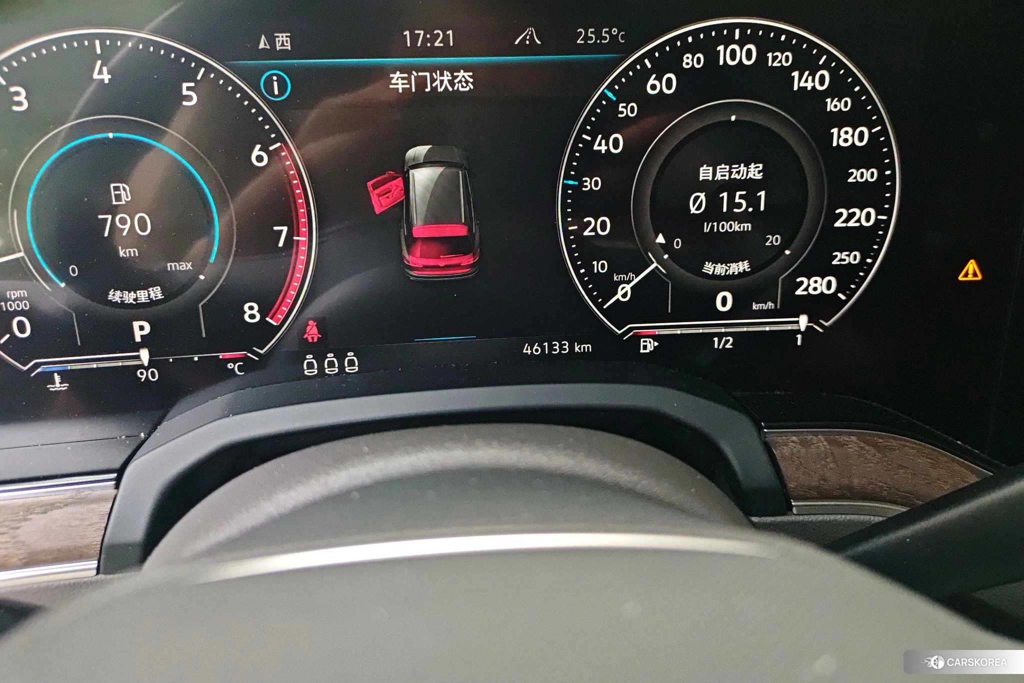 Volkswagen Touareg id 4510502 из Китая 15